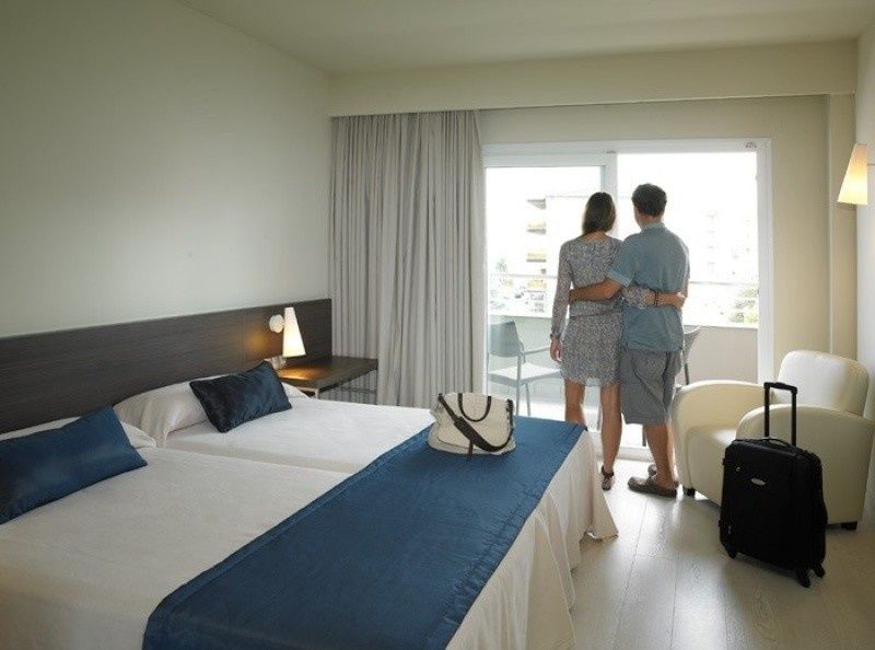 Hotel Spa Mediterraneo Park Ρόζες Εξωτερικό φωτογραφία