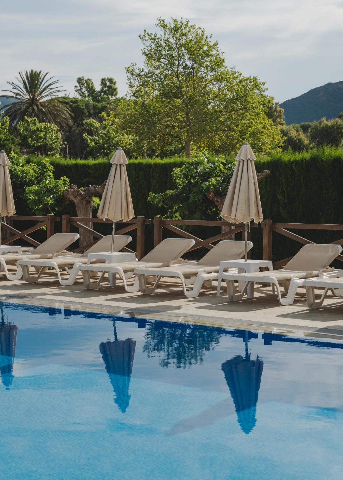 Hotel Spa Mediterraneo Park Ρόζες Εξωτερικό φωτογραφία