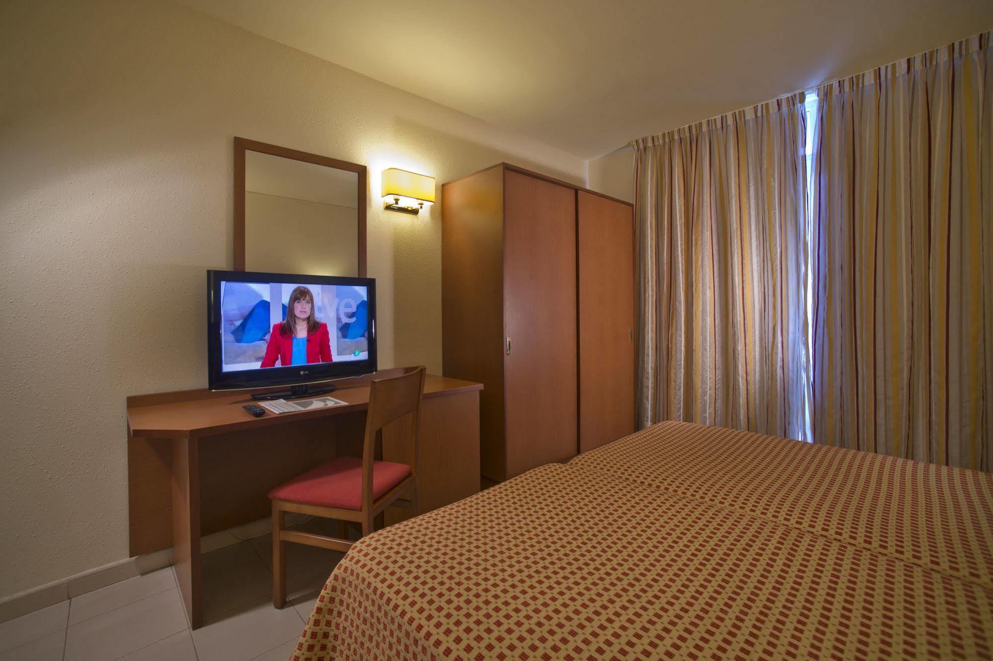 Hotel Spa Mediterraneo Park Ρόζες Εξωτερικό φωτογραφία