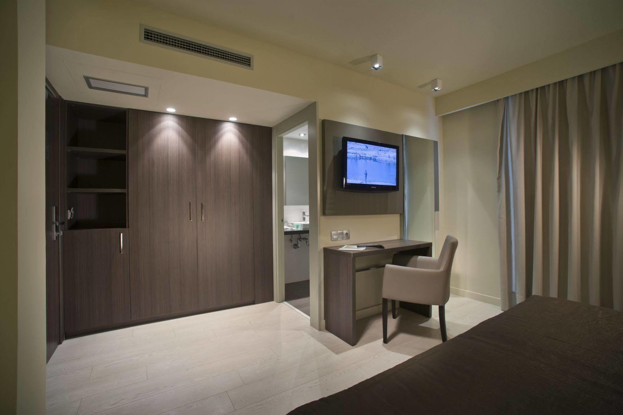 Hotel Spa Mediterraneo Park Ρόζες Εξωτερικό φωτογραφία